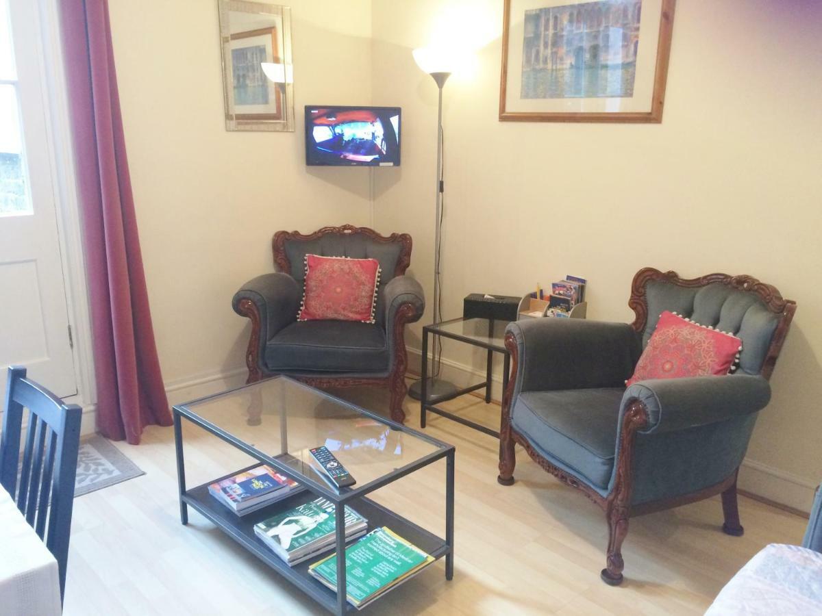 Spacious West London 2 Bedroom Apartment Exterior foto